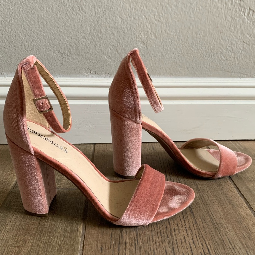 Francesca’s Yvonne Crushed Velvet 4” Block Heel